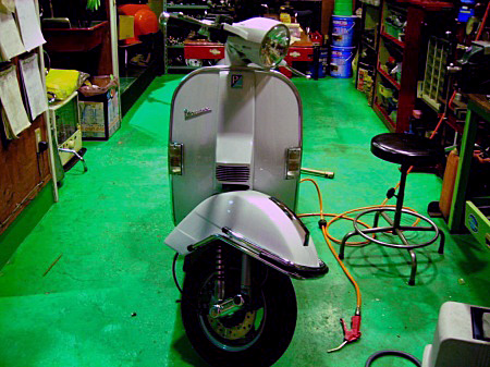 中古ベスパPX150FL2の入荷