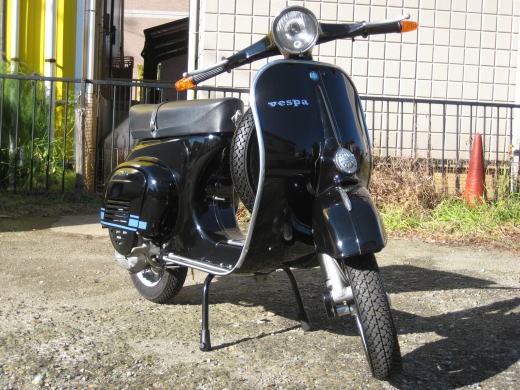 整備を終えて店頭に並んだET3 67km走行車輌
