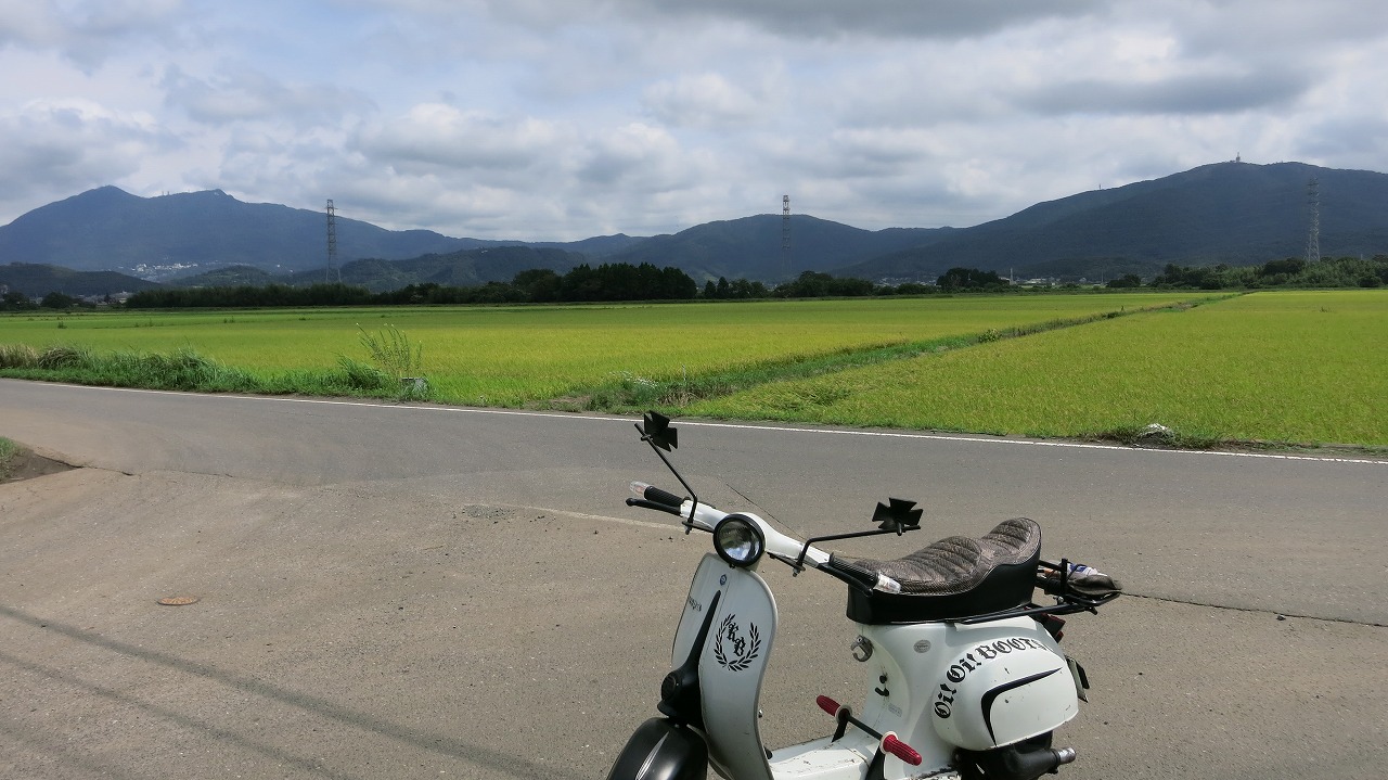 つくば道の案内看板と筑波山の図解地図