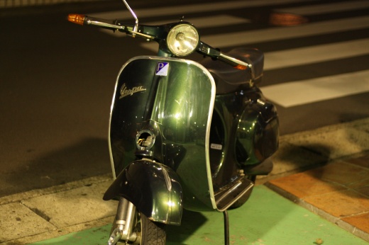 ET3の中古車整備風景