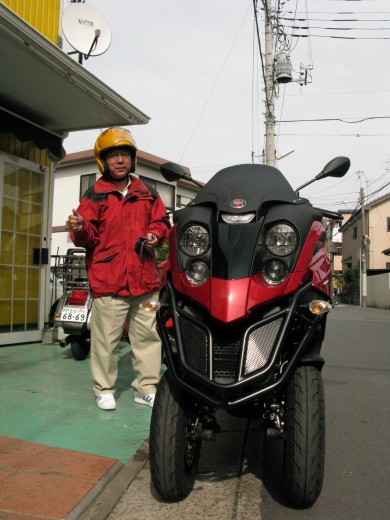 GILERA Fuoco 500ieと納車された男性