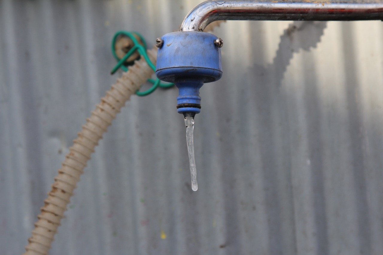 凍結した水道の蛇口