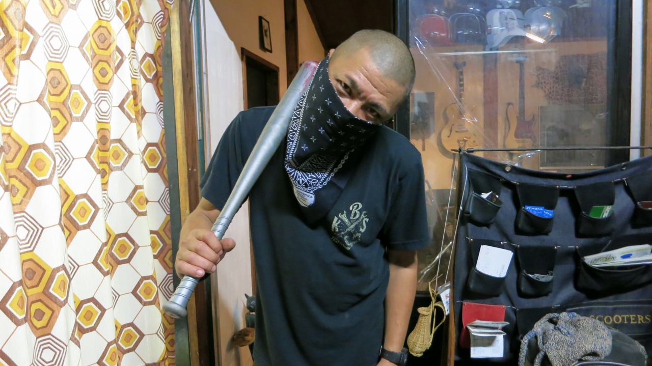 SKUNKさんから譲り受けた伝説のポリエチレン製バット