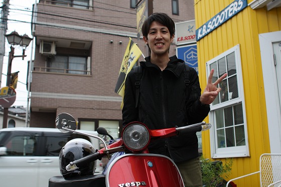 修理を終えて納車されたvespa50s