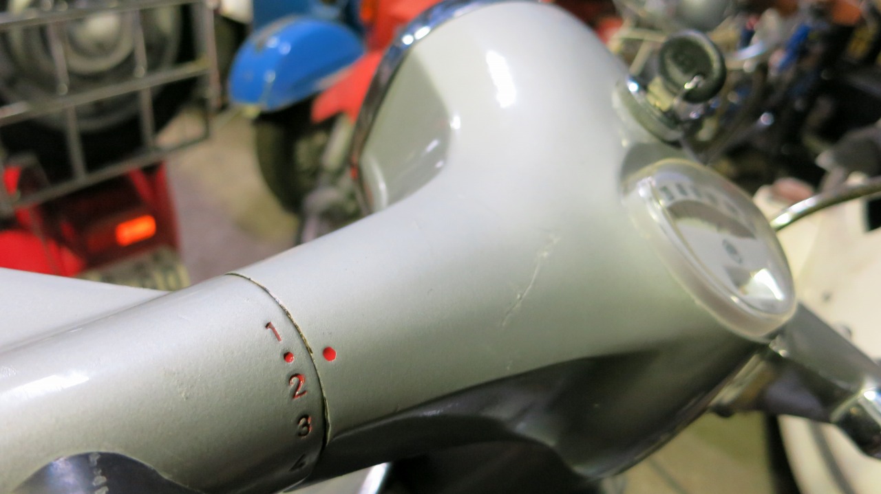 昨日のブログに書いたvespa125ET3の整備完了