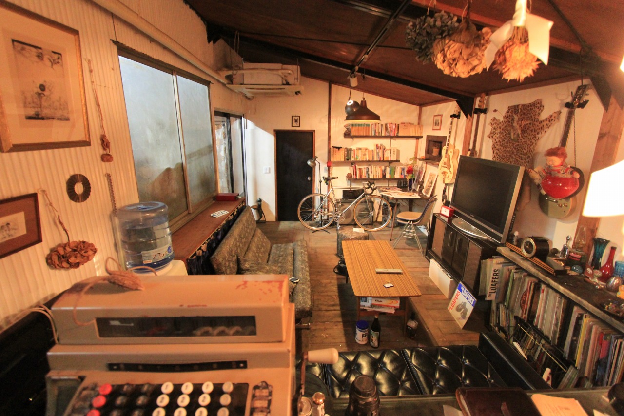事務所のお掃除風景