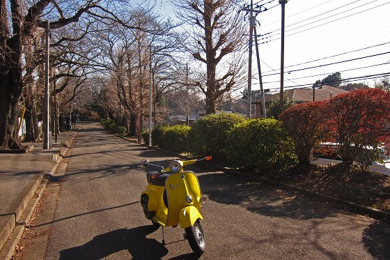 澄み切った冬空の下でET3を試運転する様子