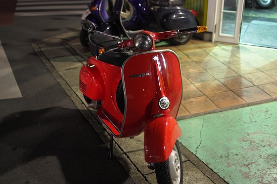 整備を終えて完成したベスパ50sの全体