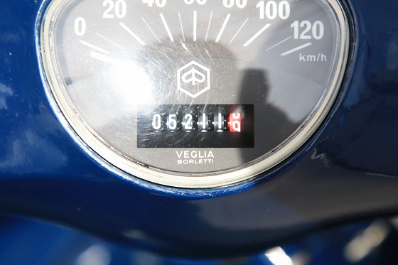 オドメーターに表示された走行距離5211km
