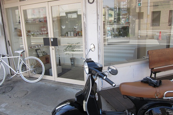 修理完了したvespa200FL2の最終チェック試運転。