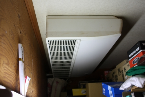 禁エアコン中の作業場に届いたKIRINの新商品