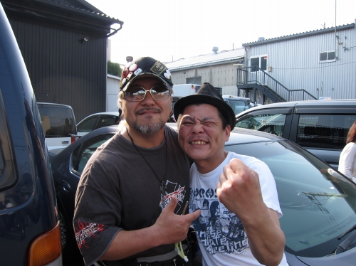 プロレスラー・リッキーフジ選手との記念撮影写真