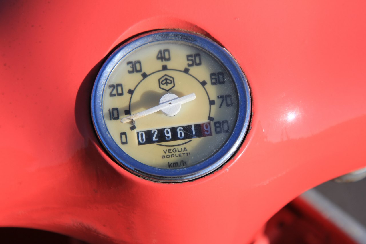 vespa50sのスピードメーターに表示された走行距離