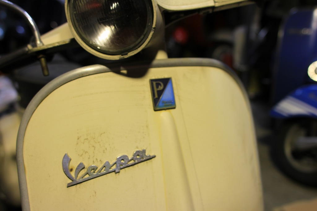 vespa100のキャブレター点検中