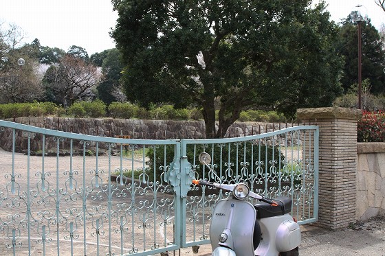 試運転中に立ち寄った柏市内の立派な門構えの建物