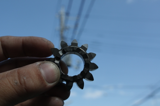 キックラチェットギアの点検と清掃前