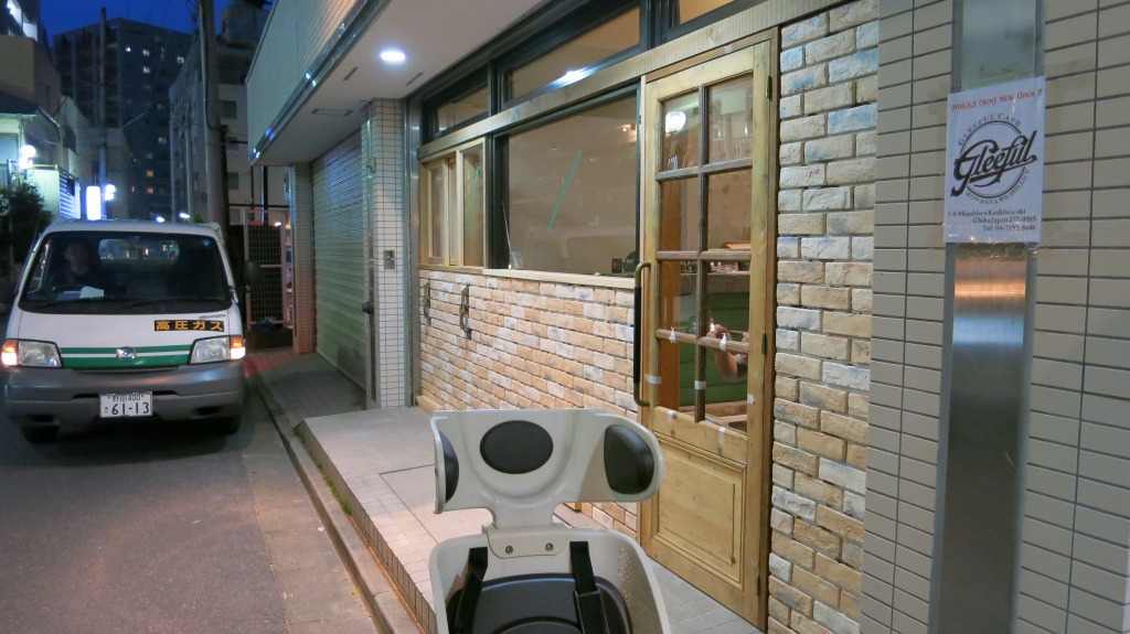 古着屋＋カフェの内装未完成状態