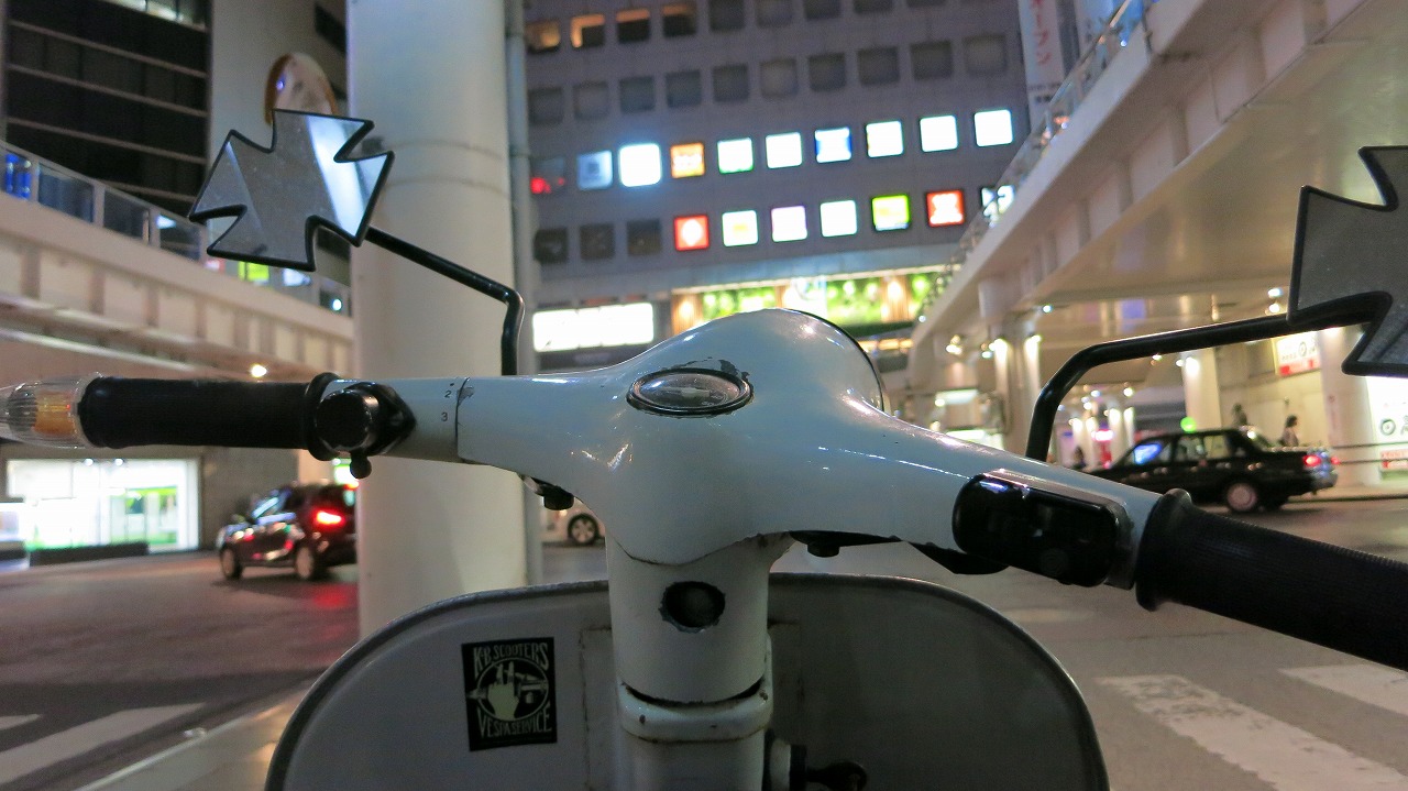 パーツ装着後にベスパで試運転中の様子