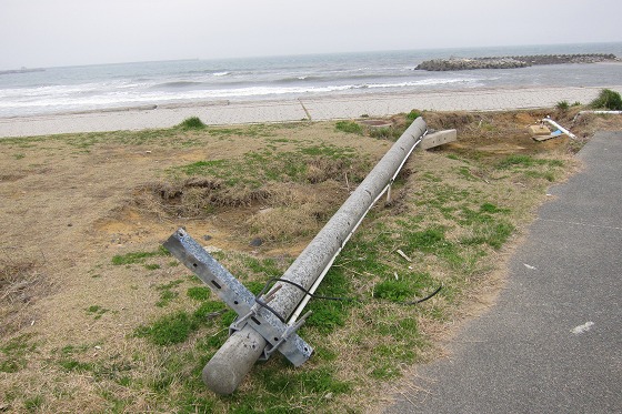 家屋が流された跡地に残る基礎部分。
