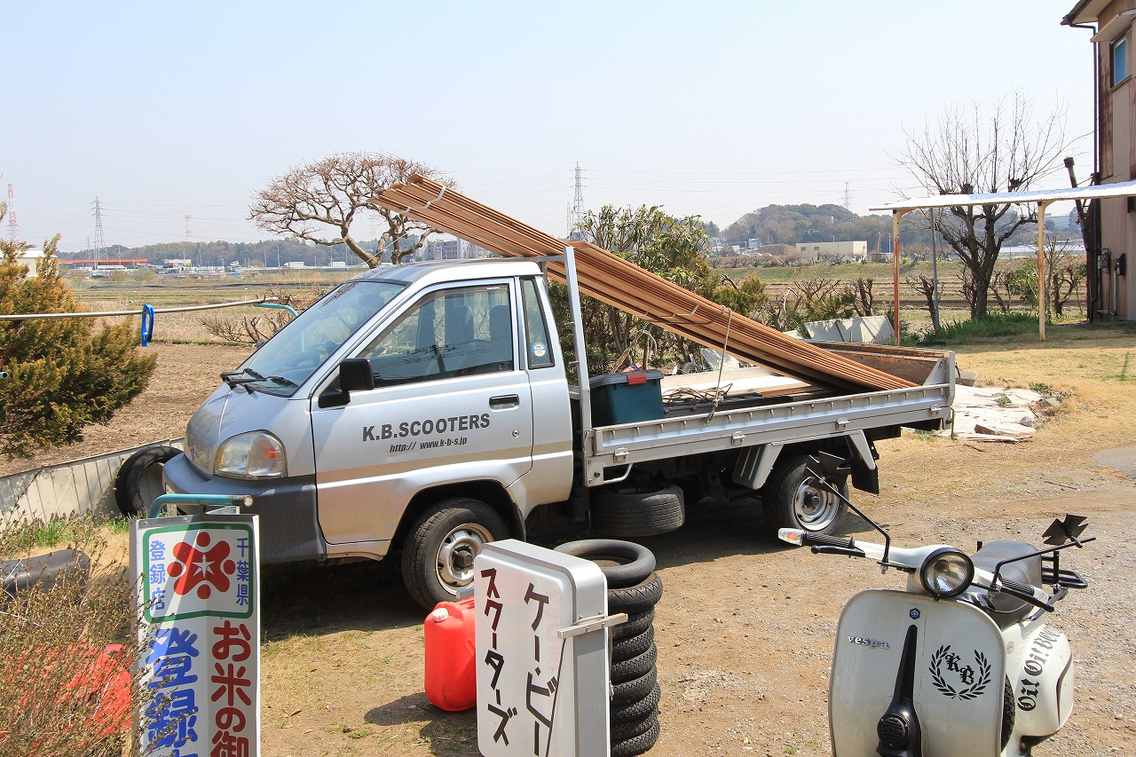 ホームセンターで購入した木材などの資材