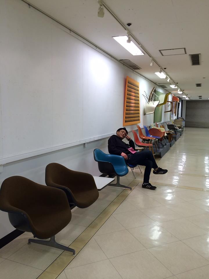 臨時休業のお知らせを掲示した案内写真