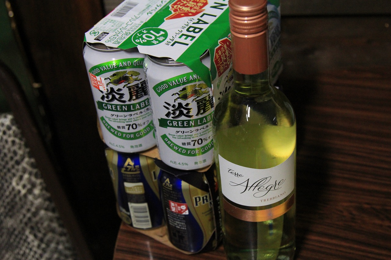 差し入れされた各種アルコール飲料