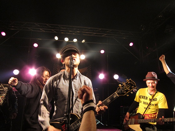 DREXのライブパフォーマンス