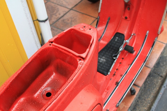 看板車に使用するツールボックスの塗装後