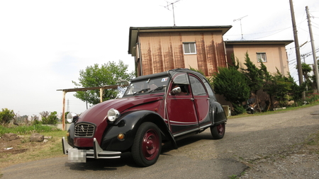 シトロエン2CVで来店した仙台のお客様の車両