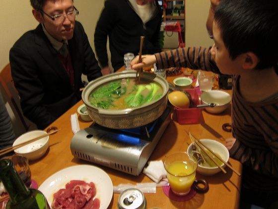 柏の飲み仲間と鍋を囲んだ楽しい夜のひととき