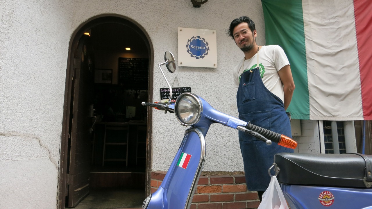 Sereno Osteriaの店内と販売棚