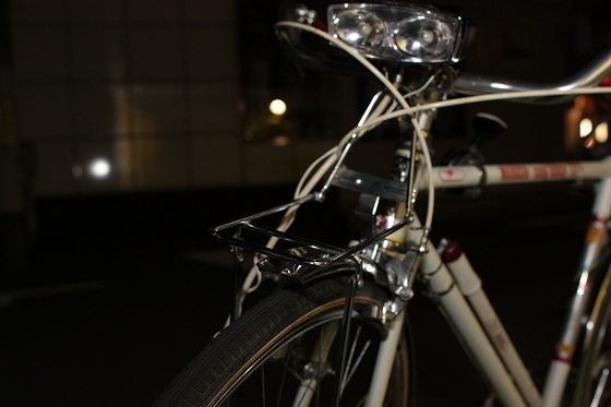 自転車走行中に異音がするフロントタイヤ