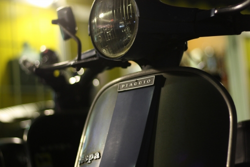 渋くてカッコいいP125Xの外観