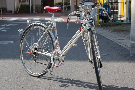 箱の中の1970年代スポーツ自転車