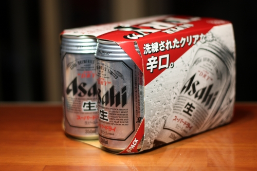 フロント周りを左斜め前から写したベスパ