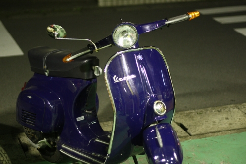 新入荷したVespa 125ET3の外観写真