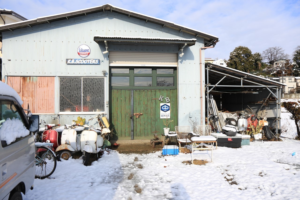 店舗前の積雪の様子