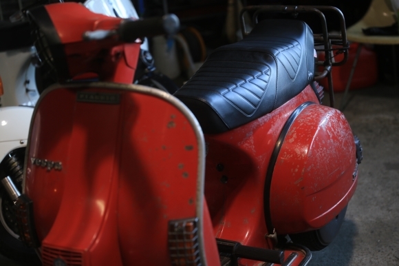 ヤンキー風カスタムシートを装着したP200E