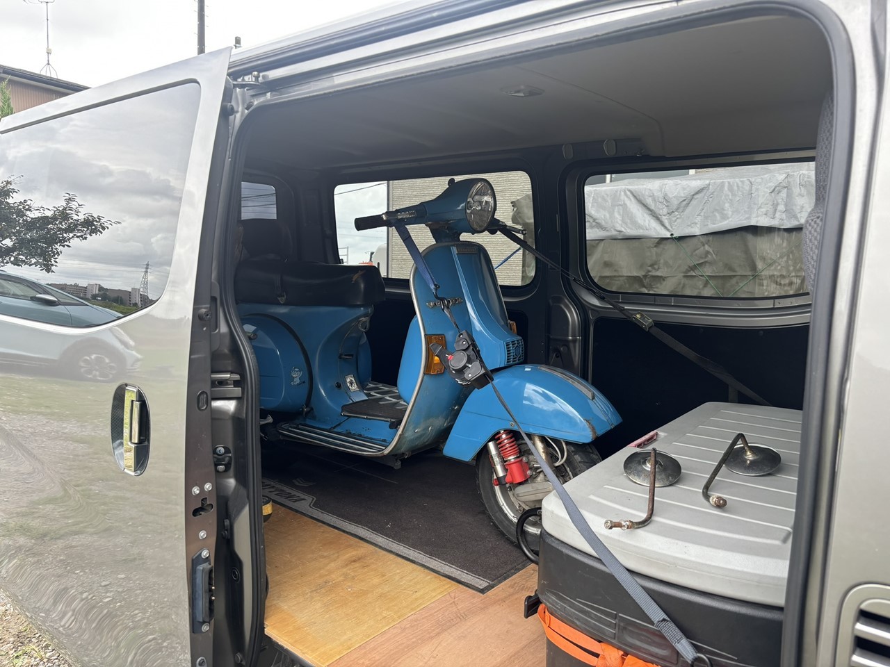 車両を固定した新しいレイアウト