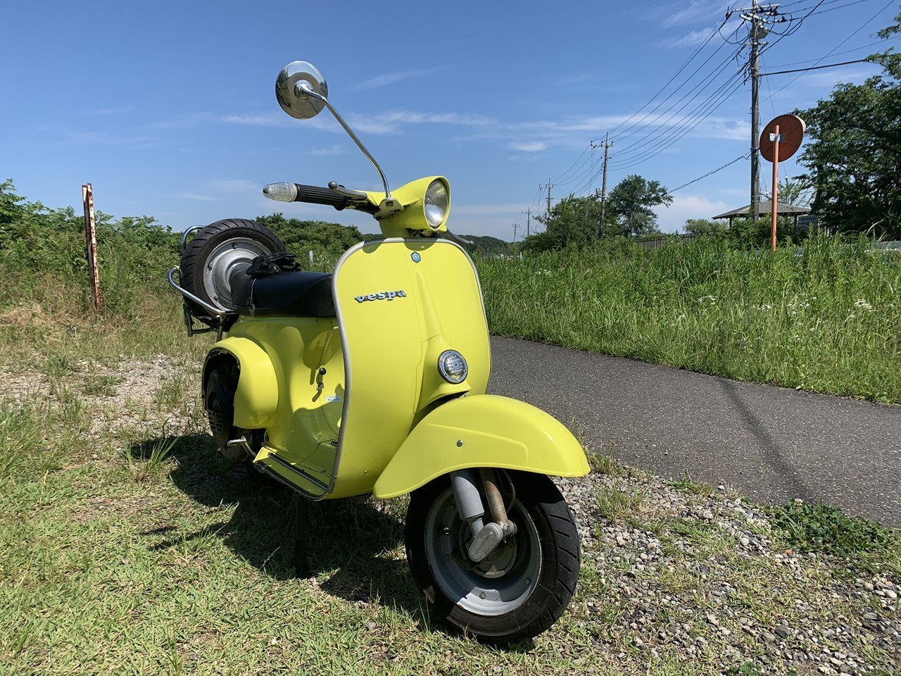 試運転に出るベスパ50s