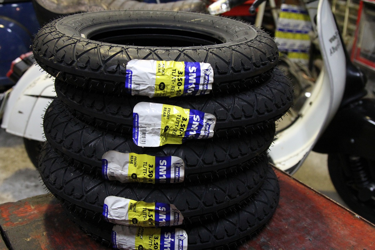 最後の在庫として入荷したMICHELIN SM100タイヤ