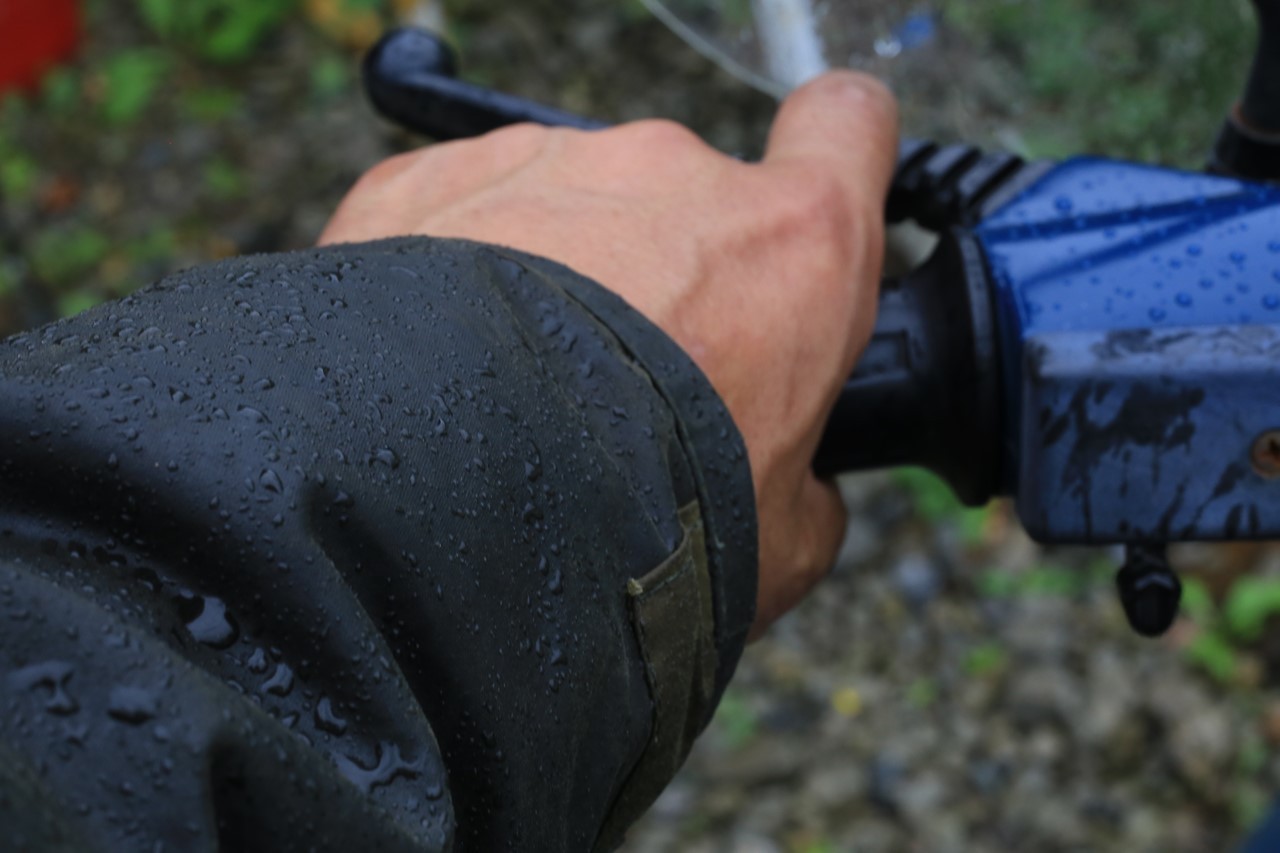 雨に降られてしまったベスパ