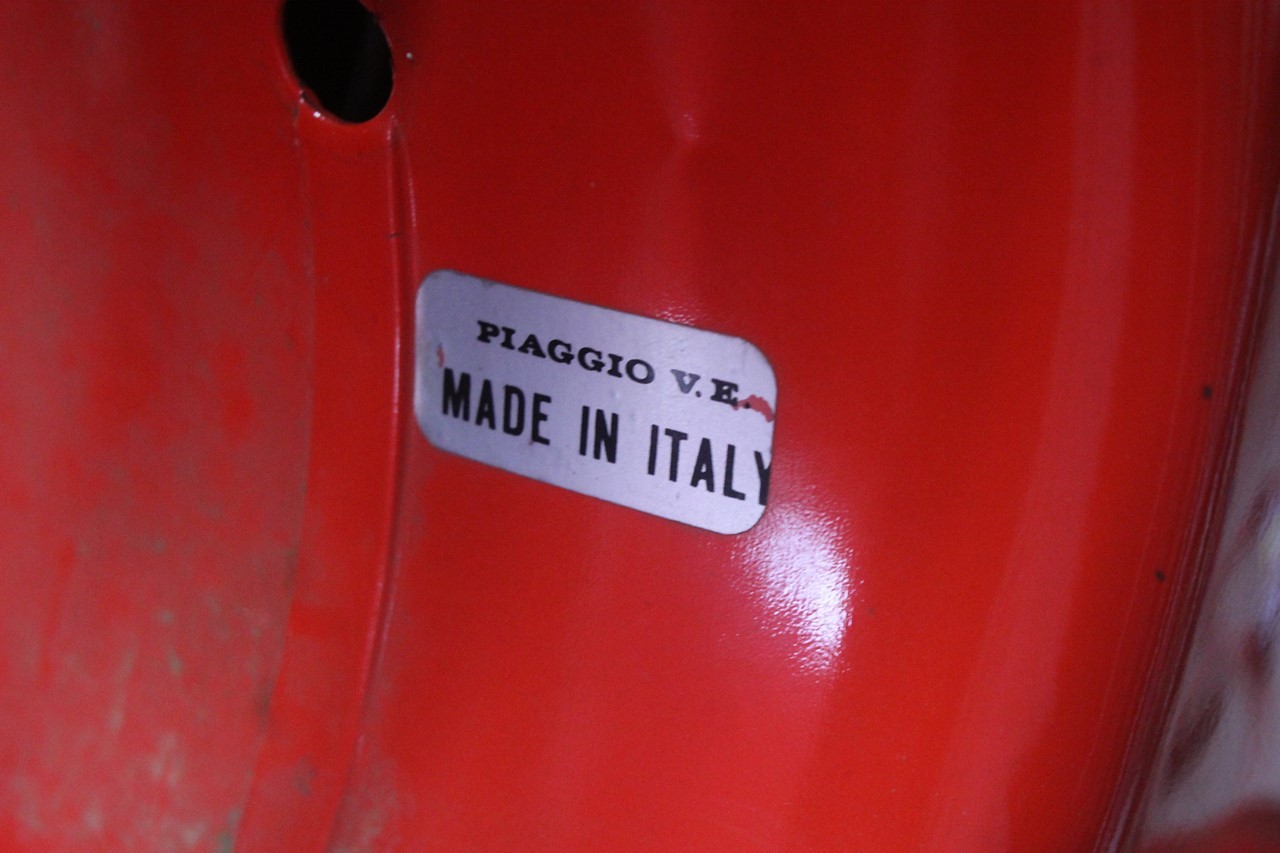 MADE IN ITALYステッカー(エラープリント)