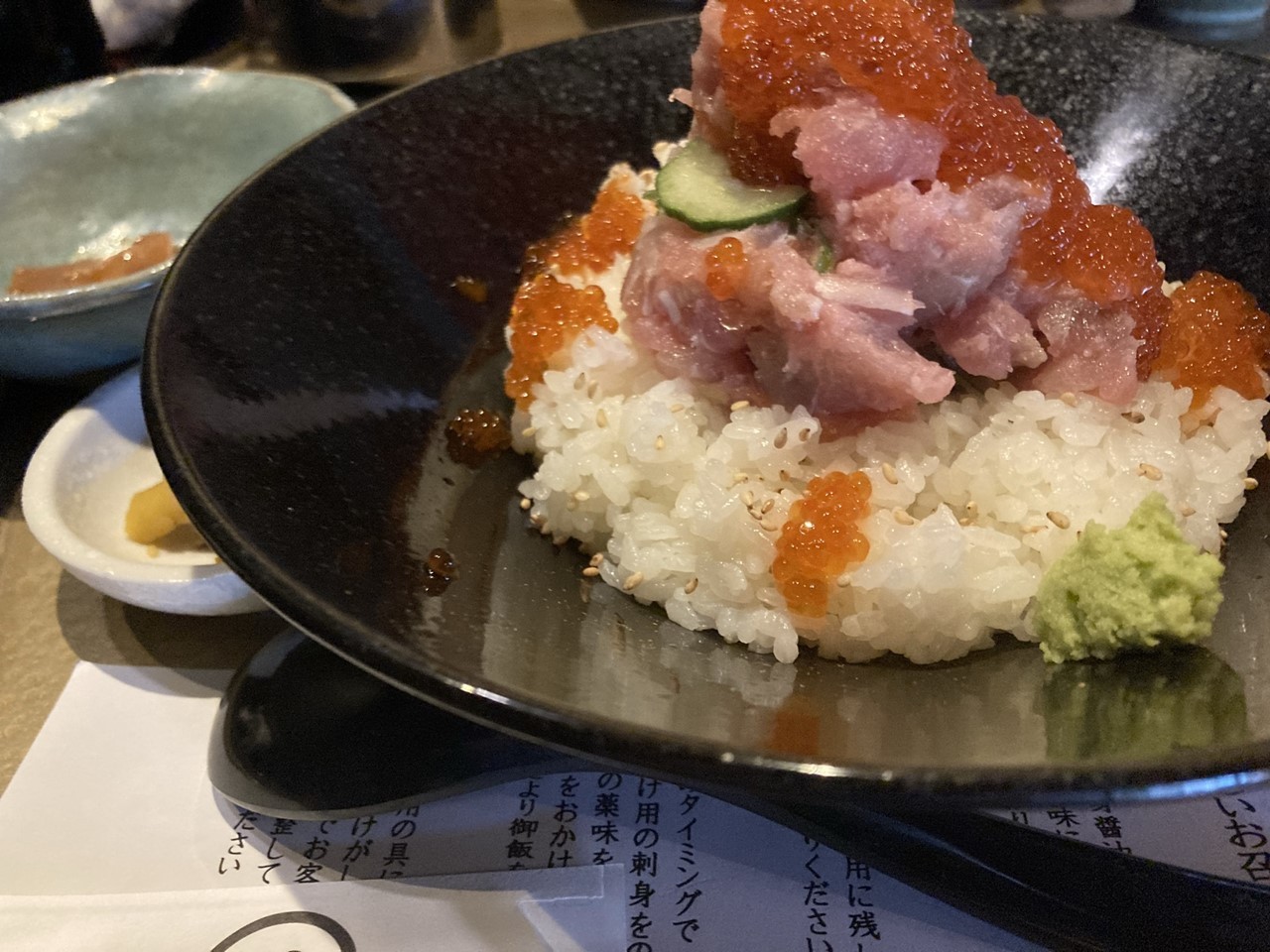 地元で食べた海鮮丼の写真