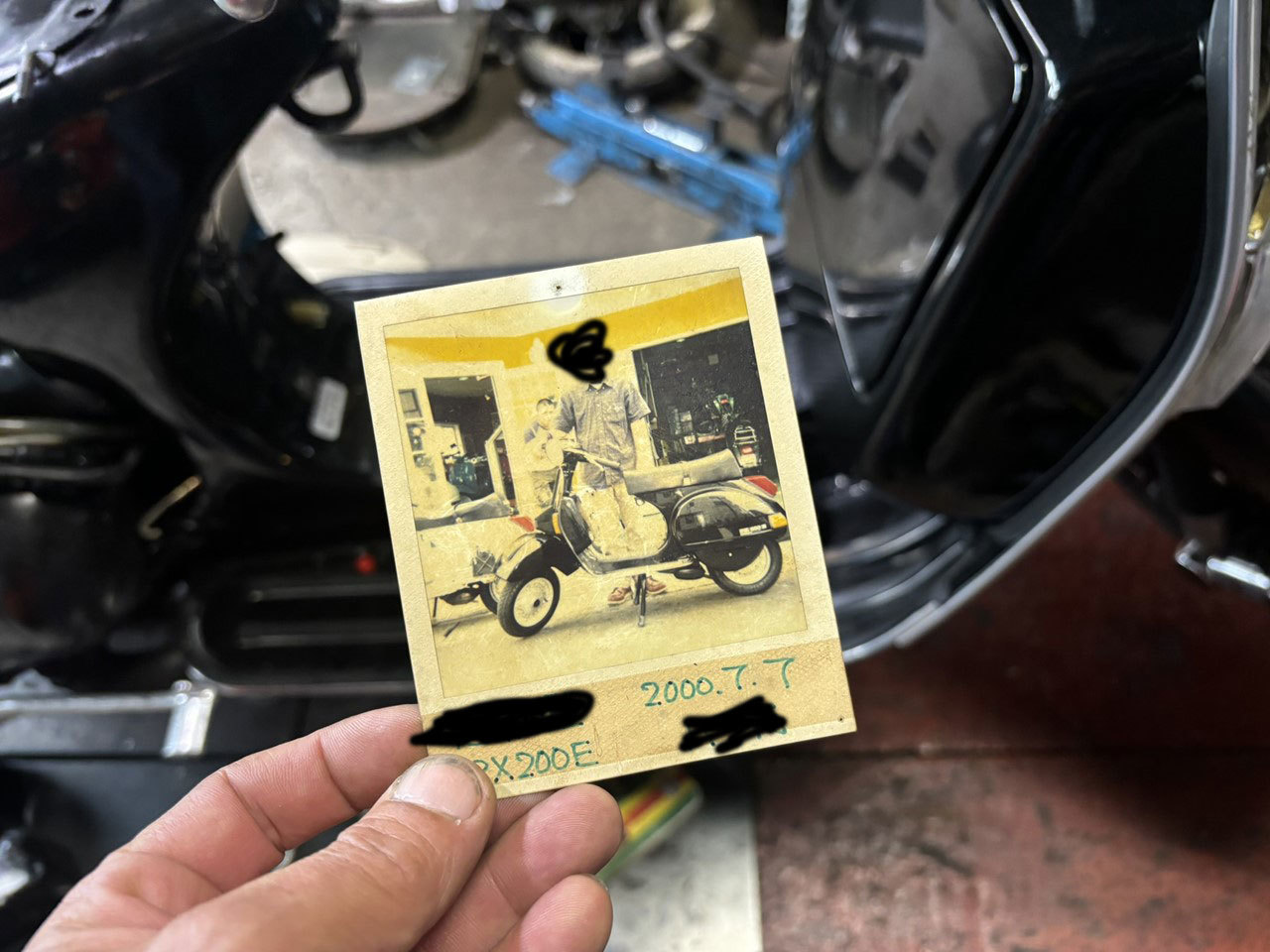 H君の初代PX200Eの納車記念写真