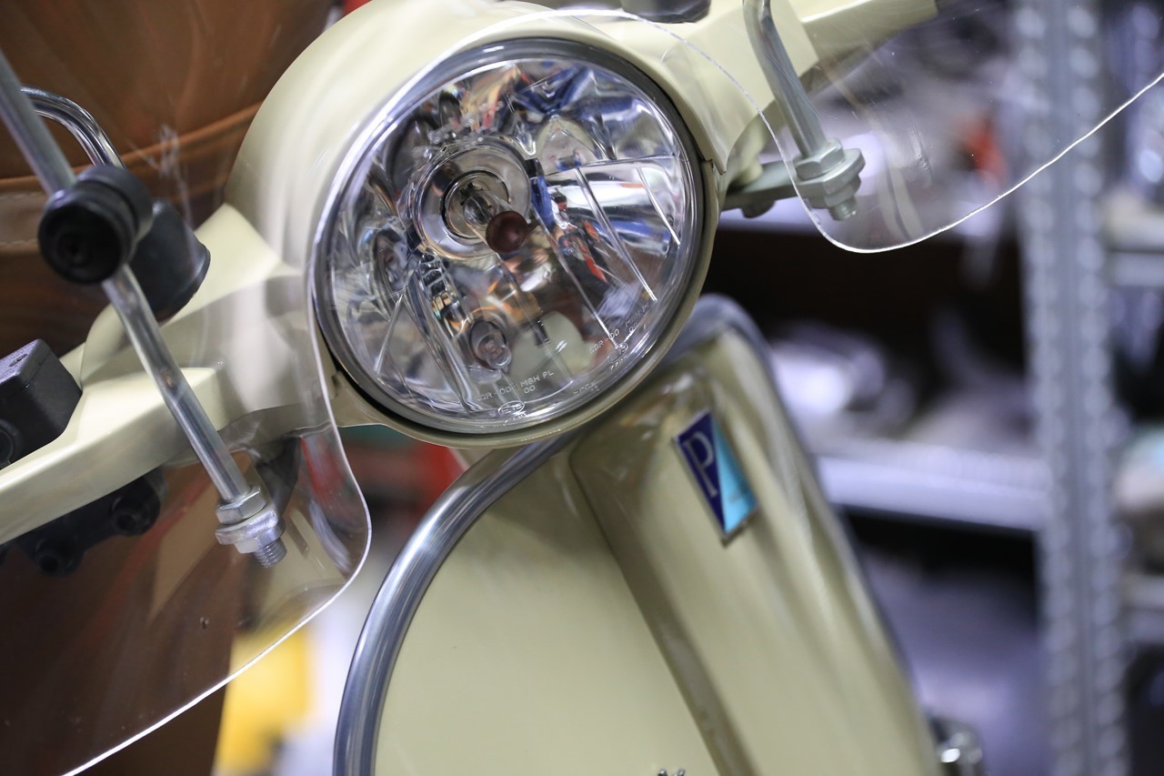 PX200FL2 点検修理と板金塗装のご依頼車
