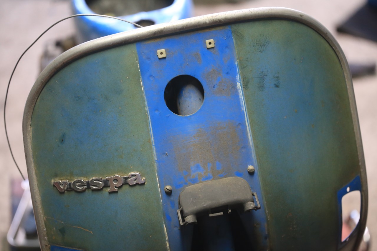 色褪せて味の出てきたP125Xのボディ