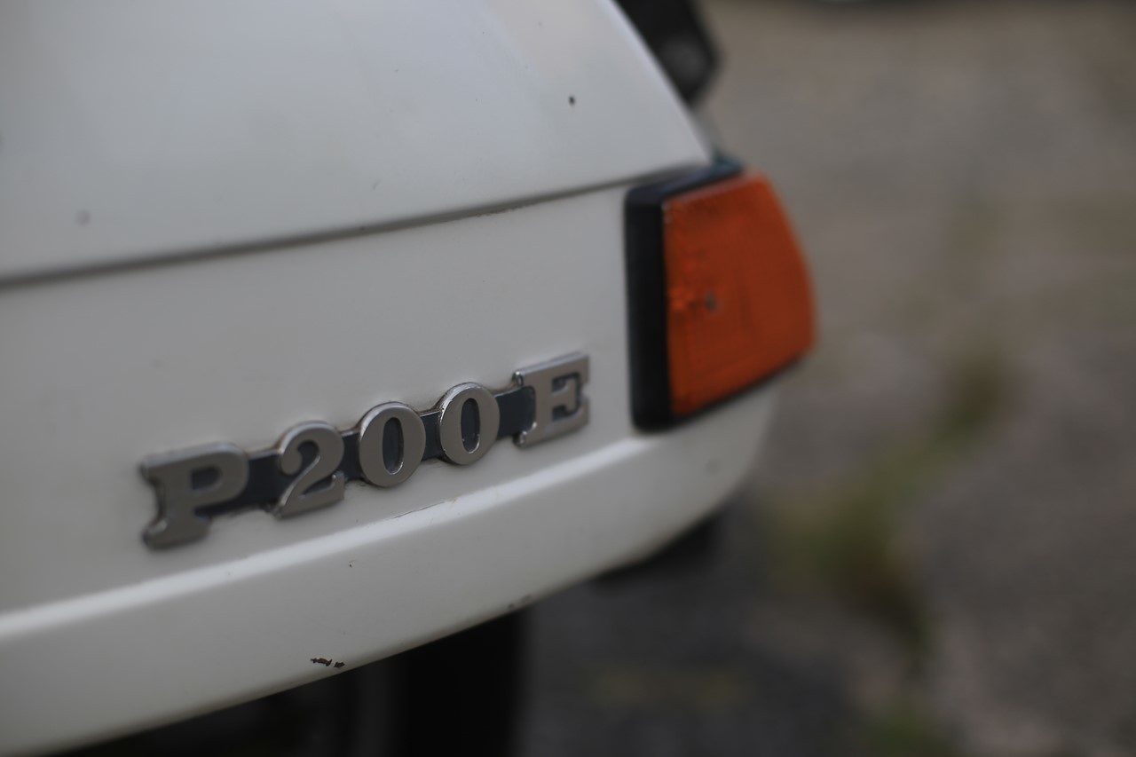 長期間ぶりにエンジンがかかったP200Eの写真