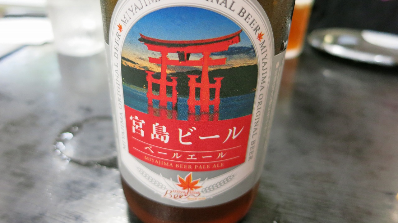 広島市内の商店街アーケード
