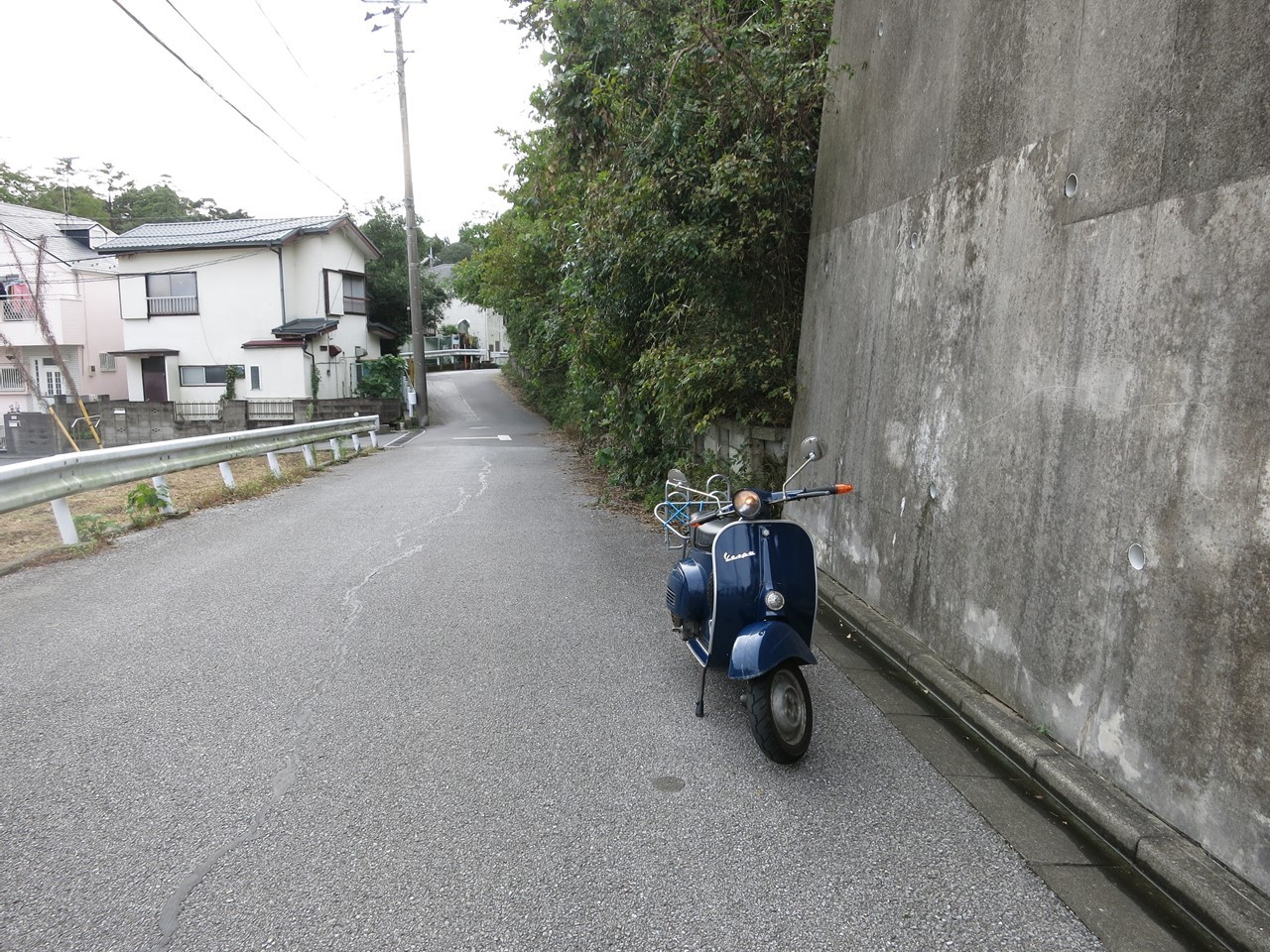 試運転点検中のベスパ50s